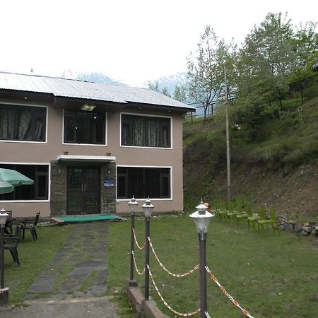 Dreamland Kashmir Cottage Pahalgām Kültér fotó